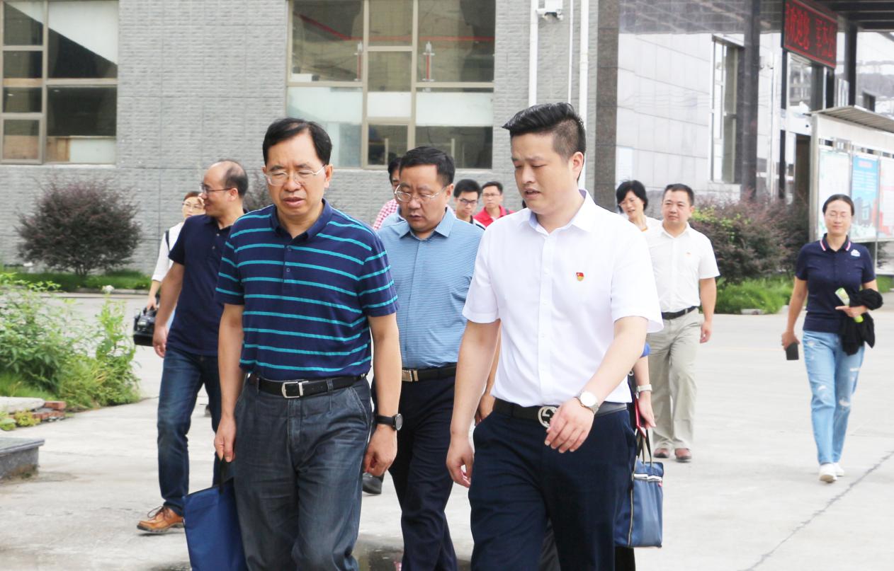 湖南軍杰辣椒,軍杰剁辣椒,湖南剁辣椒  湖南軍杰辣椒,軍杰剁辣椒,湖南剁辣椒